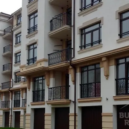 Aivasovskij Park - Meters Away From * Pomorie